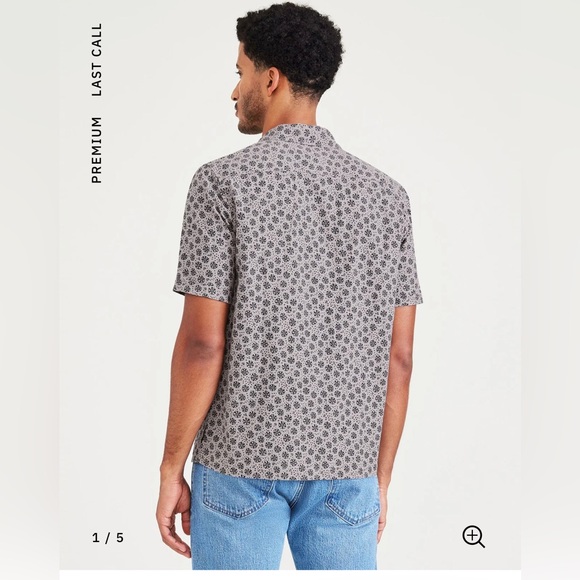 💕4 for $10- Men’s camp collar button up shirt - Picture 2 of 10